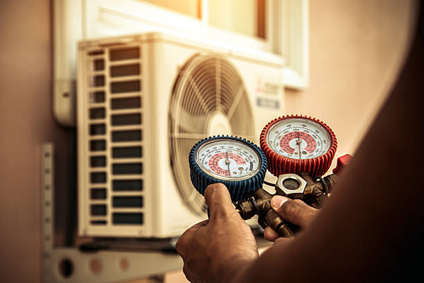 Professional Heat Pump Repair technician working in Stony Point, NC